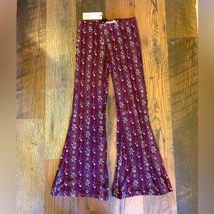 Novella Royale Crop Flares